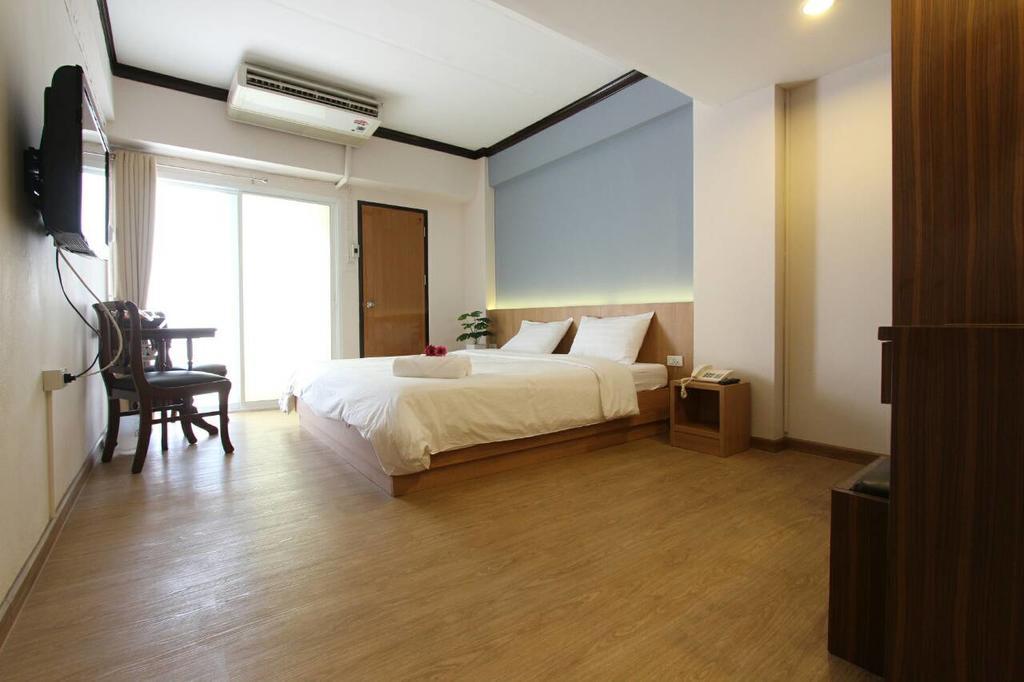 Beerapan Hotel Bangkok Zimmer foto